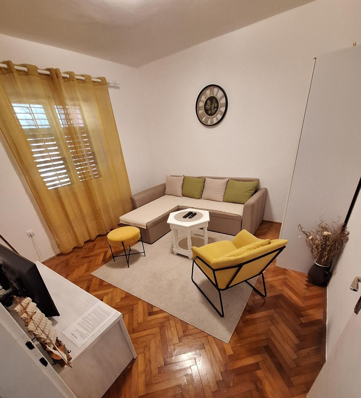 קוטור Red House Apartment מראה חיצוני תמונה